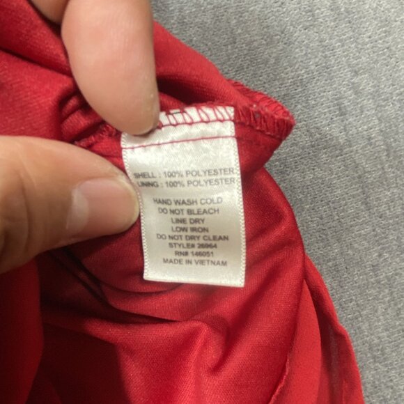 Monteau Red Sleeveless V-Neck Top Blouse Crisscross Back Detail Womens Size M - Picture 4 of 10